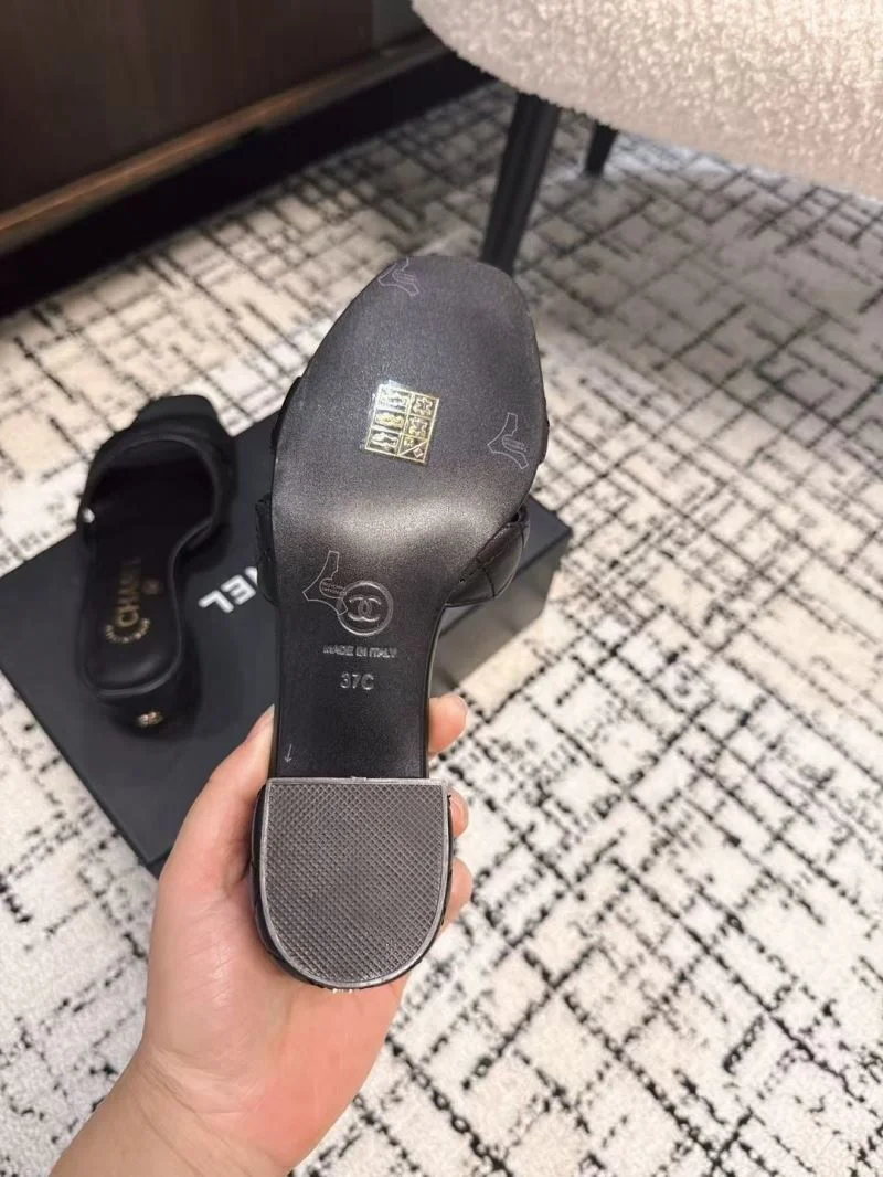 OdorResistant Chanel Slippers 17693