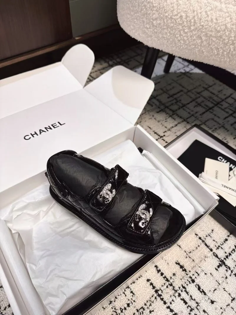Chanel Slippers Chic 17624