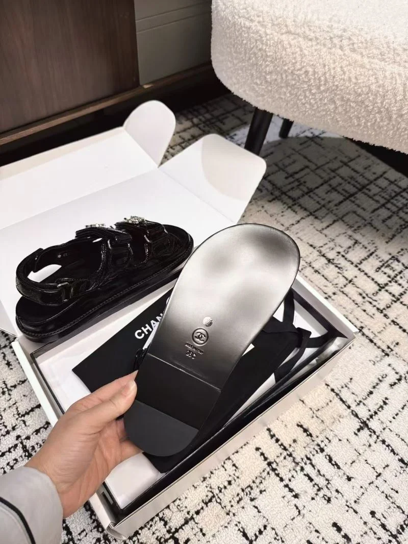 Chanel Slippers Chic 17624