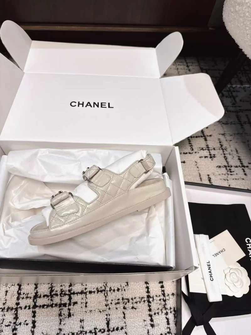 Colorful Chanel Slippers 17612