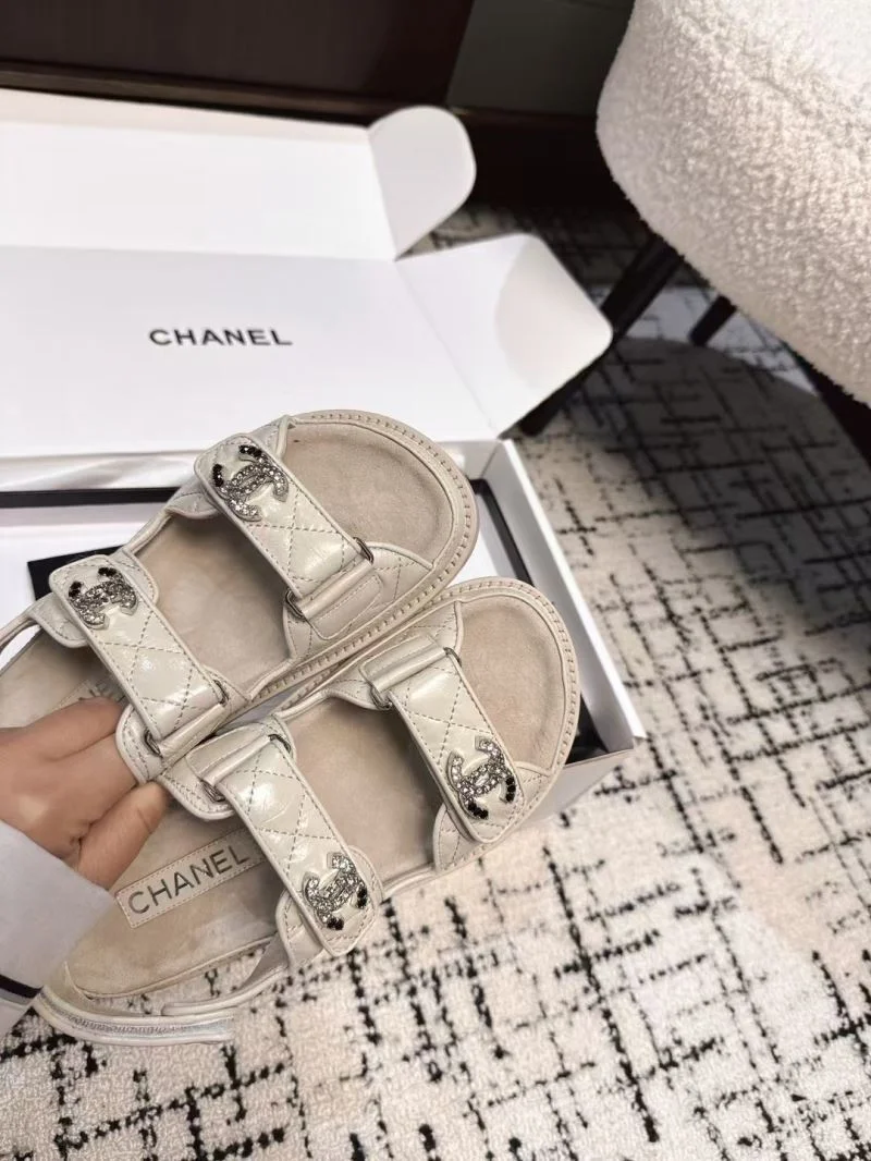 Colorful Chanel Slippers 17612