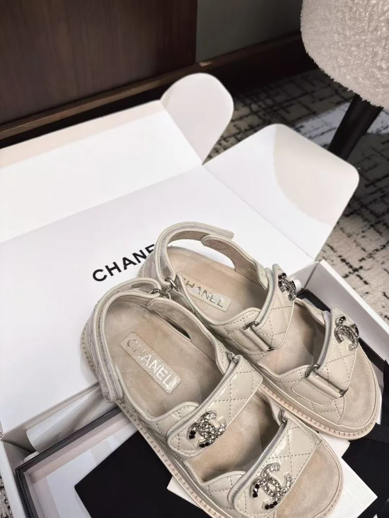 Colorful Chanel Slippers 17612