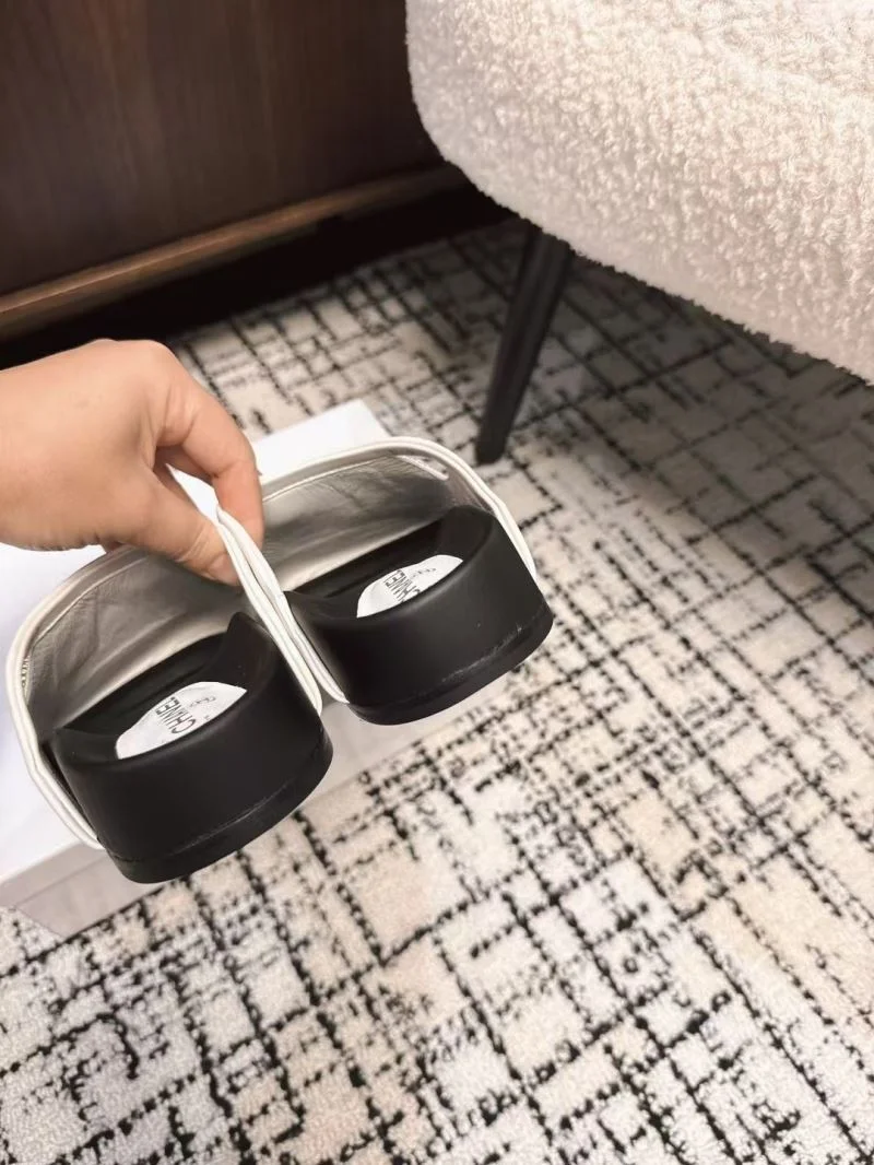 Chanel Slippers Breathable 17605