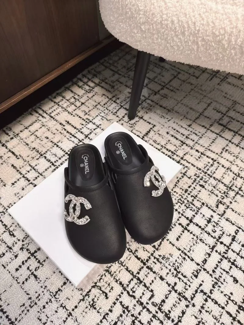 Versatile Chanel Slippers 17602