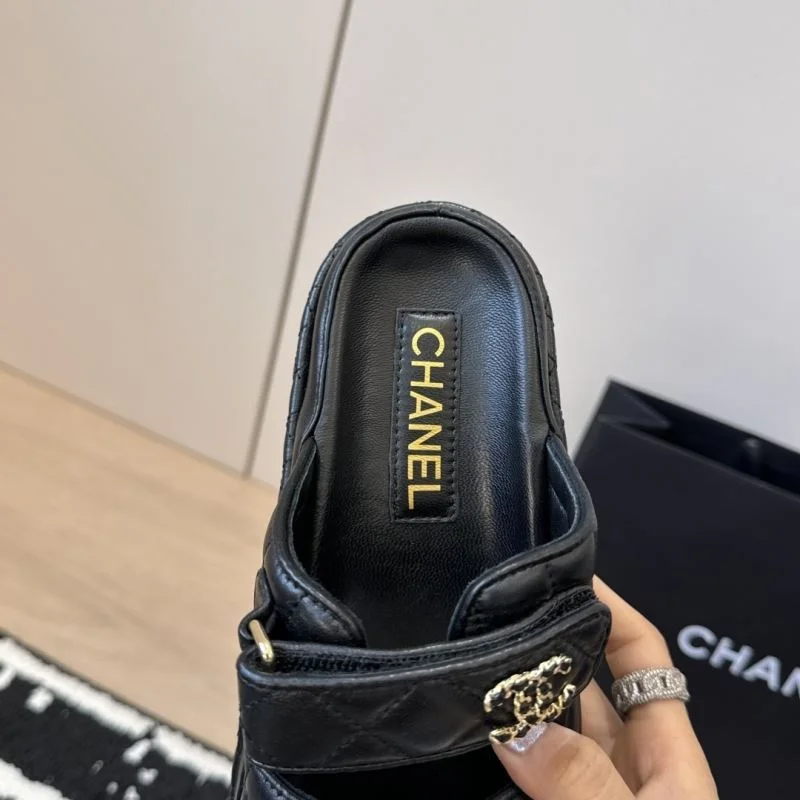 Chanel Slippers ComfortFit 17599
