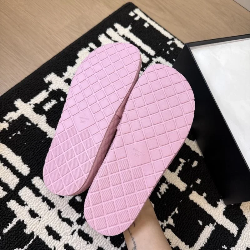 Chanel Slippers Unisex 17623