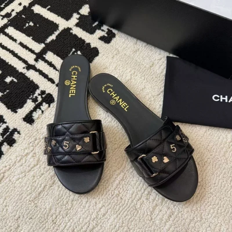 Sporty Chanel Slippers 17609