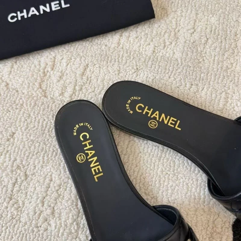 Sporty Chanel Slippers 17609