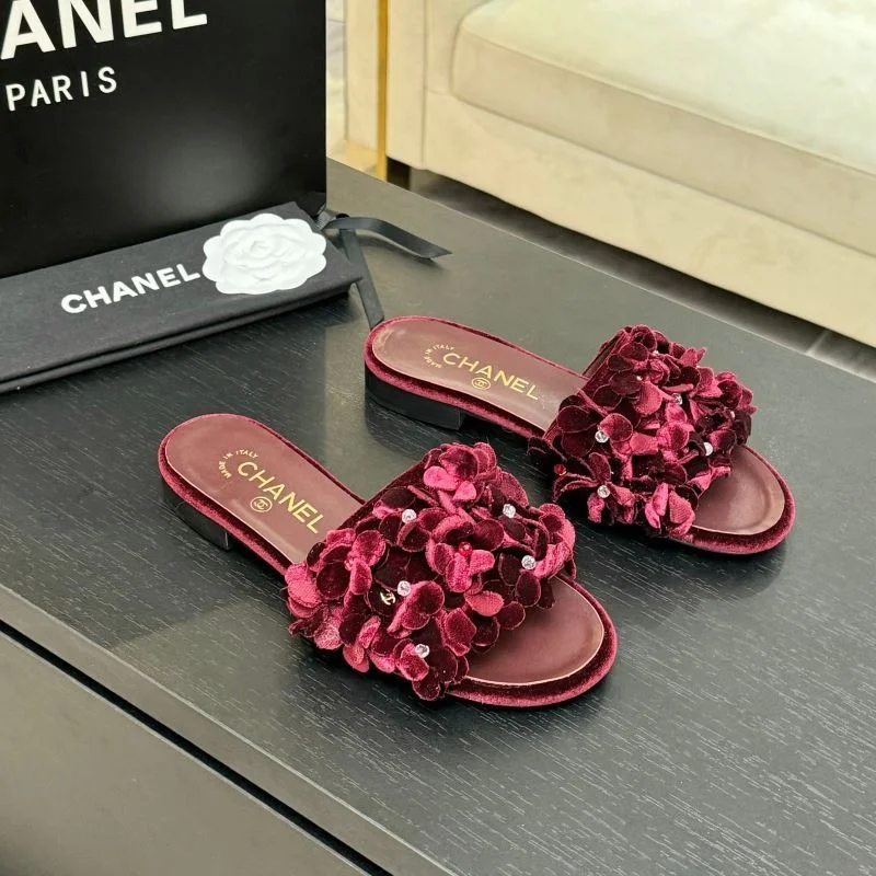 Premium Chanel Slippers 17655