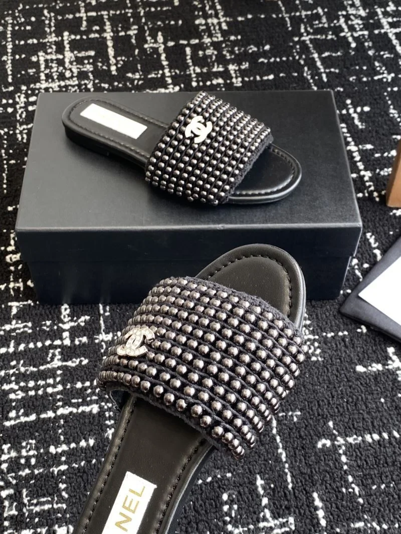 Chanel Slippers Trendsetting 17595