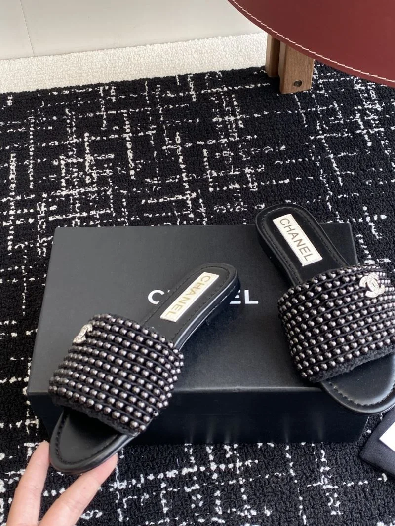 Chanel Slippers Trendsetting 17595