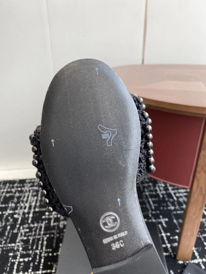 Chanel Slippers Trendsetting 17595