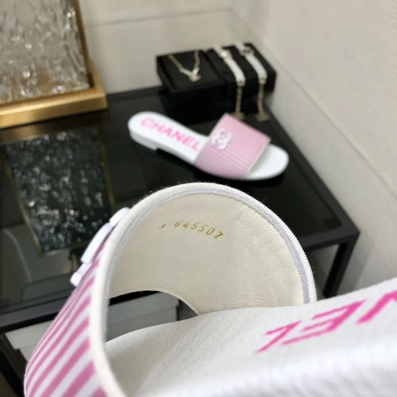 Supportive Chanel Slippers 17576