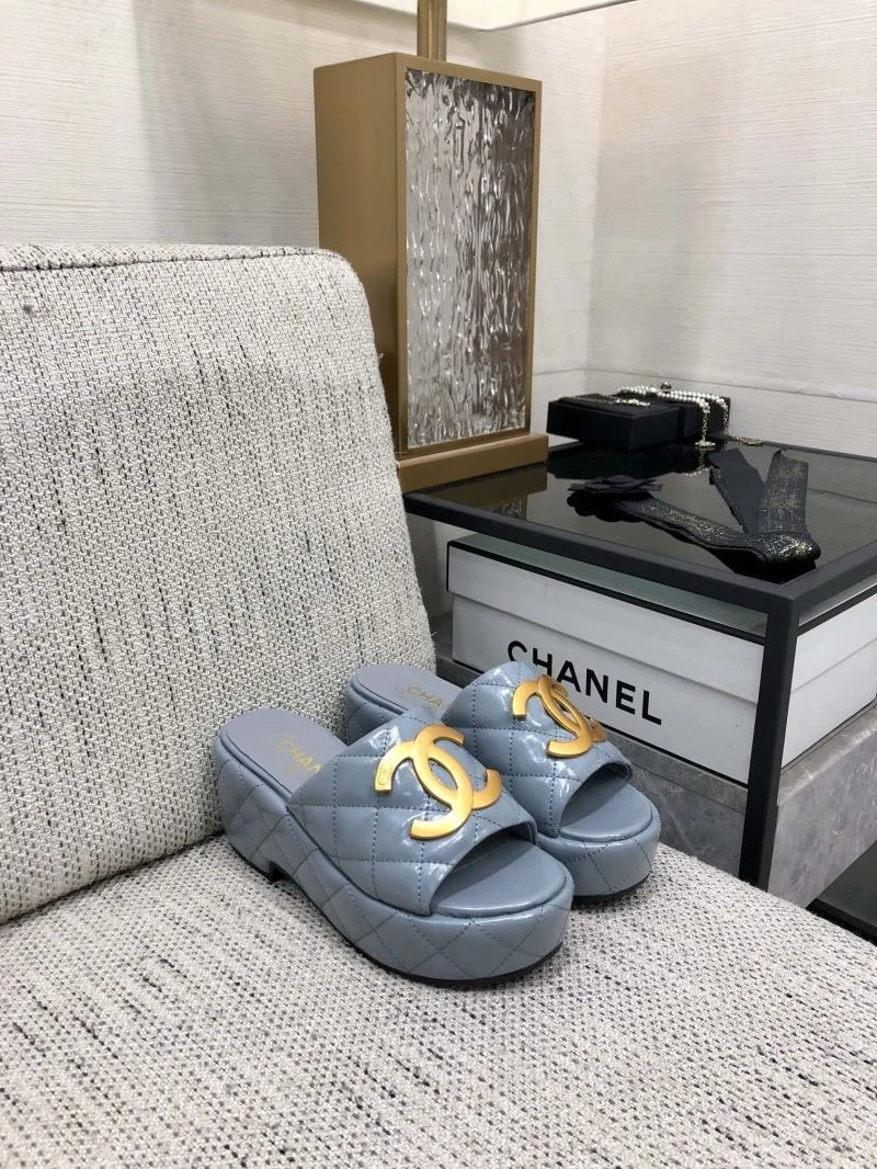 Functional Chanel Slippers 17580