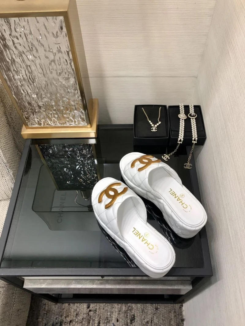 Comfortable Chanel Slippers 17568