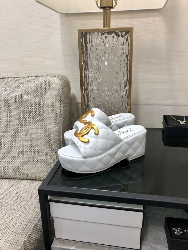 Comfortable Chanel Slippers 17568
