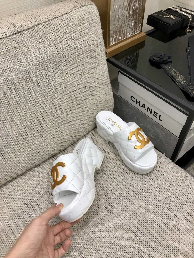 Comfortable Chanel Slippers 17568
