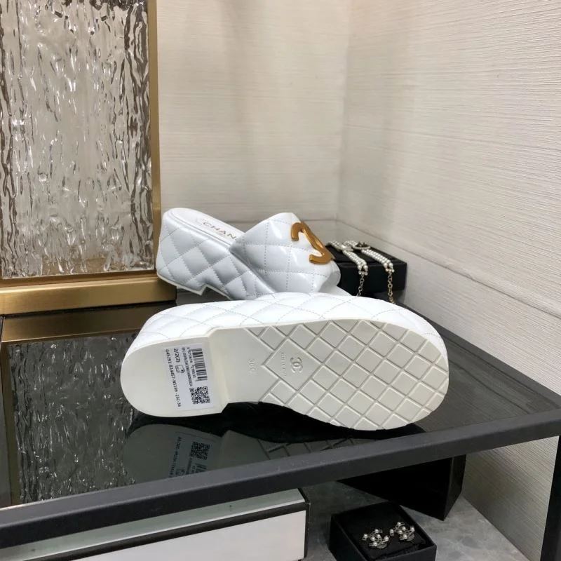 Comfortable Chanel Slippers 17568