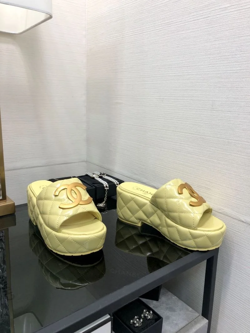 Chanel Slippers Stylish 17571