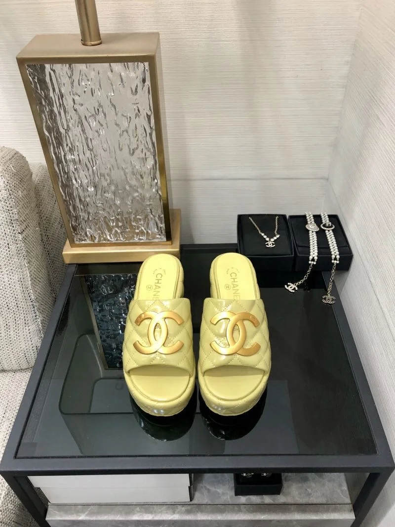 Chanel Slippers Stylish 17571