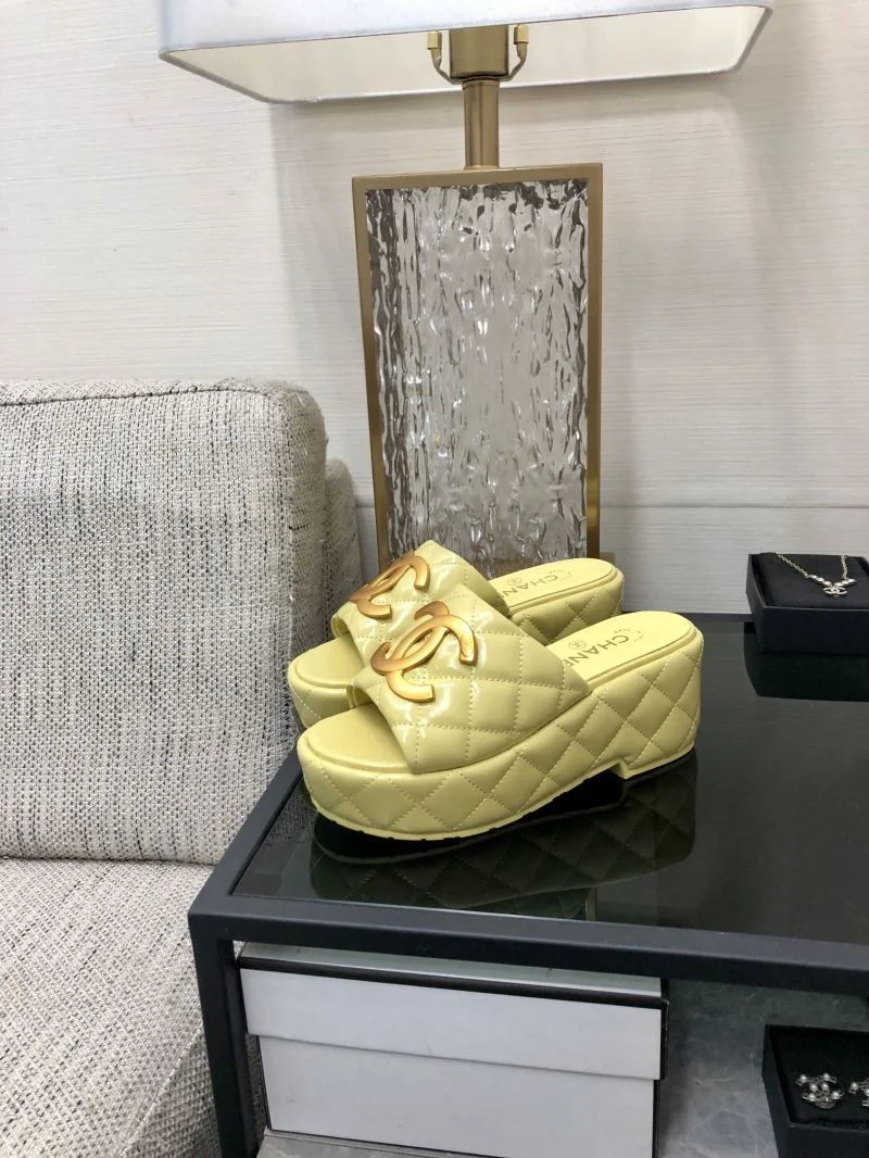 Chanel Slippers Stylish 17571