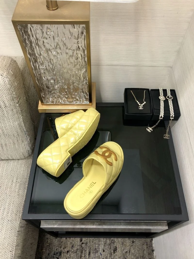 Chanel Slippers Stylish 17571