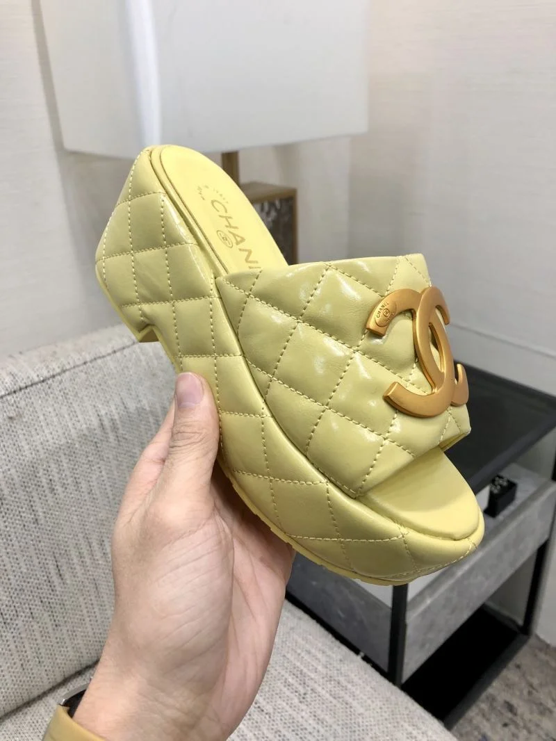 Chanel Slippers Stylish 17571
