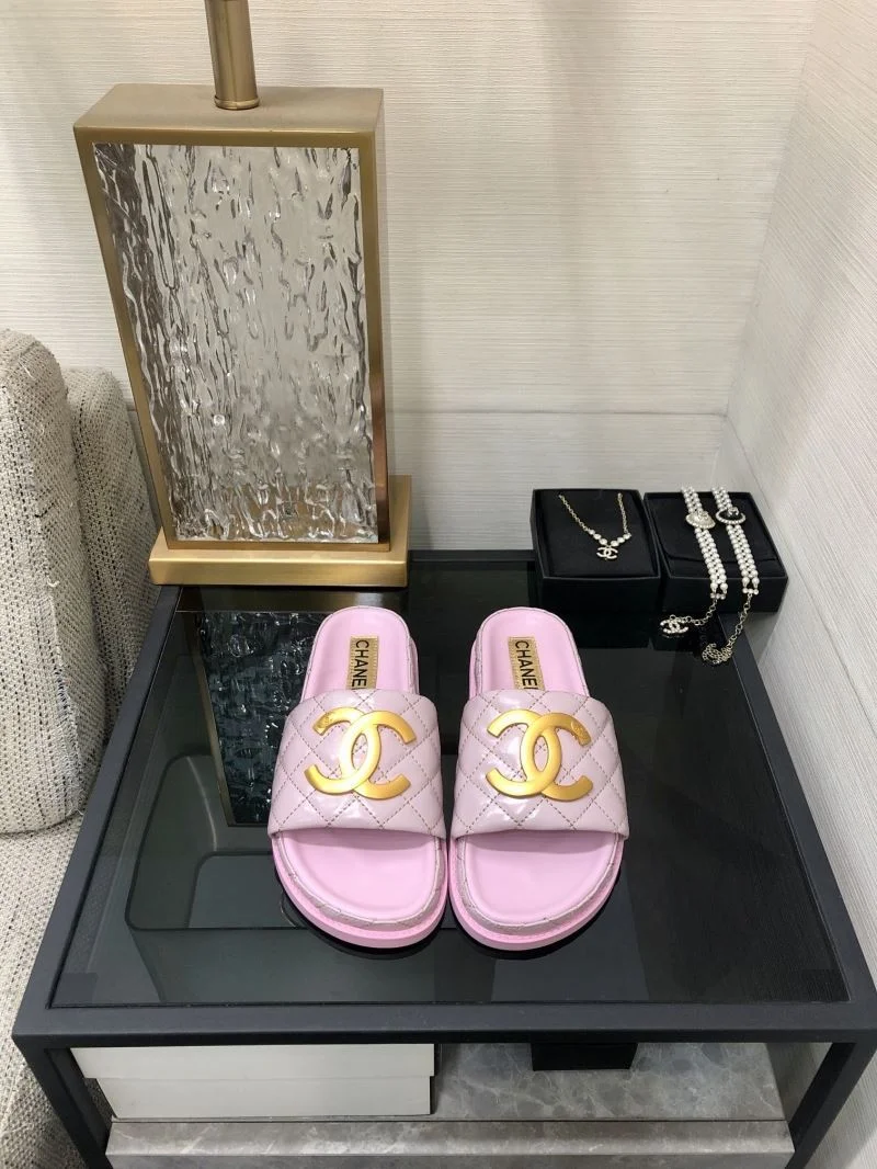 Neat Chanel Slippers 17570