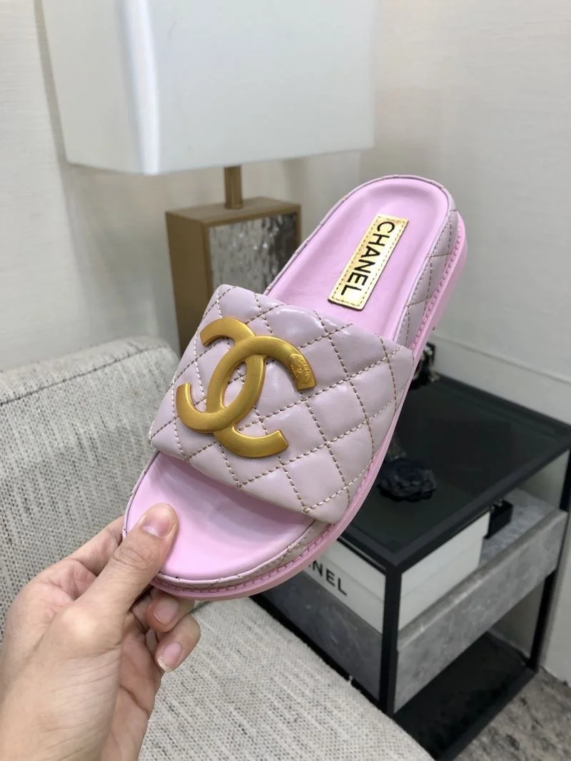Neat Chanel Slippers 17570