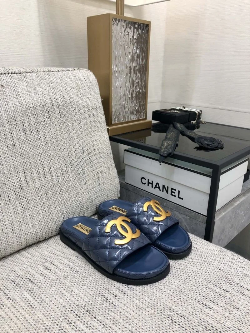 Chanel Slippers Elegant 17564