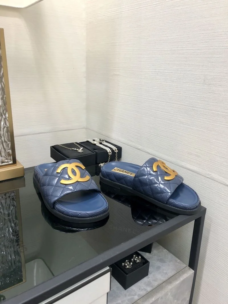 Chanel Slippers Elegant 17564