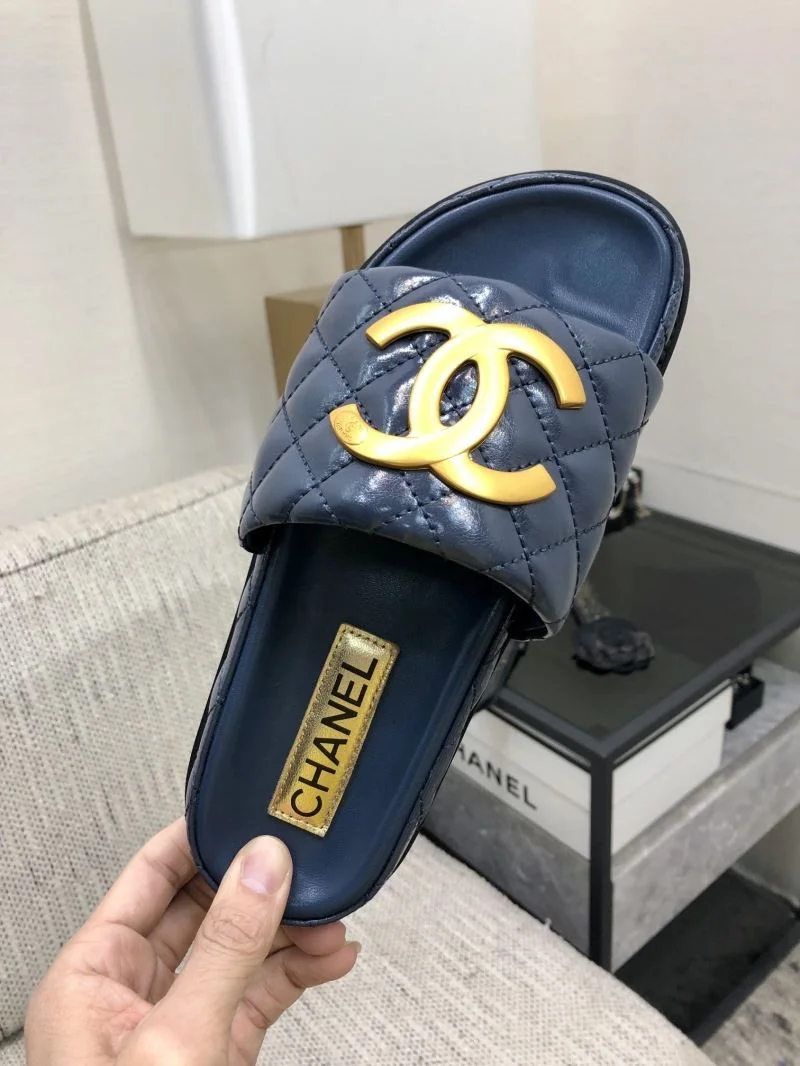 Chanel Slippers Elegant 17564