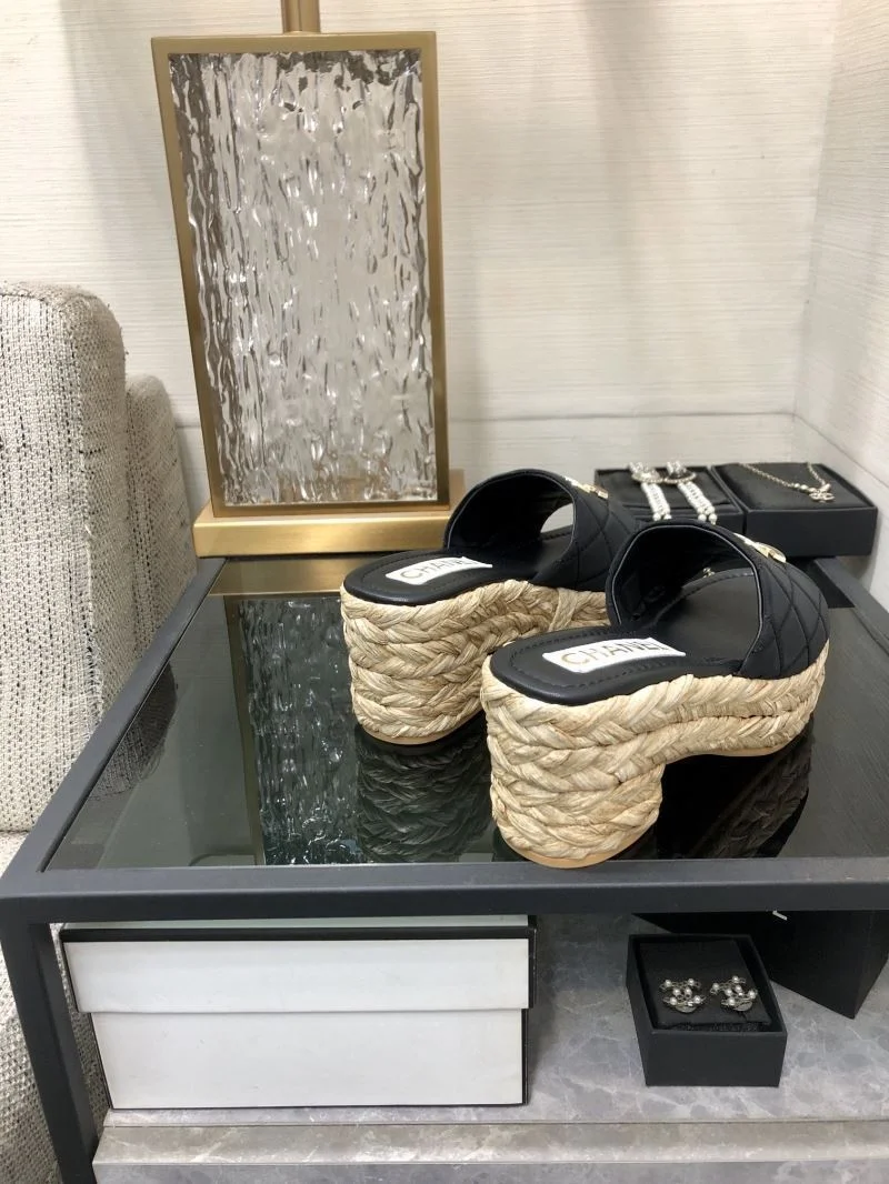 Chanel Slippers Neat 17565