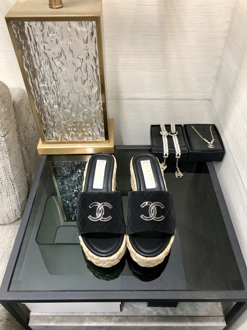 Chanel Slippers Neat 17565