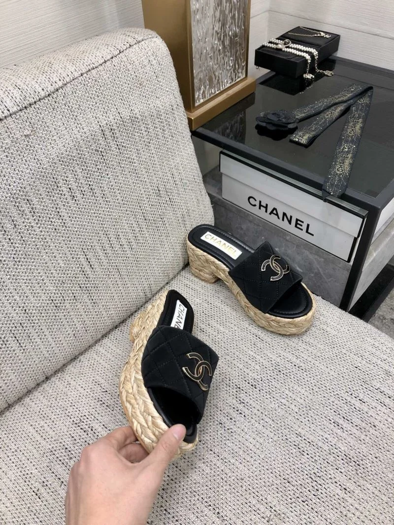 Chanel Slippers Neat 17565