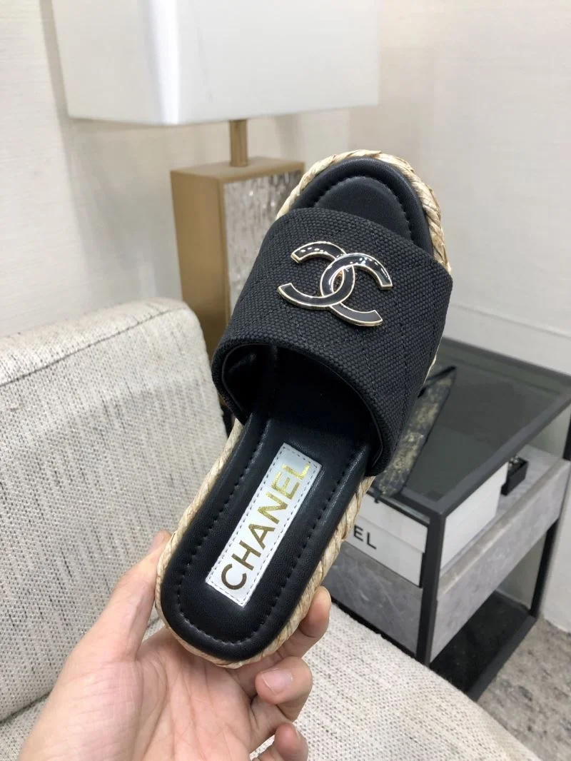 Chanel Slippers WeatherProof 17555