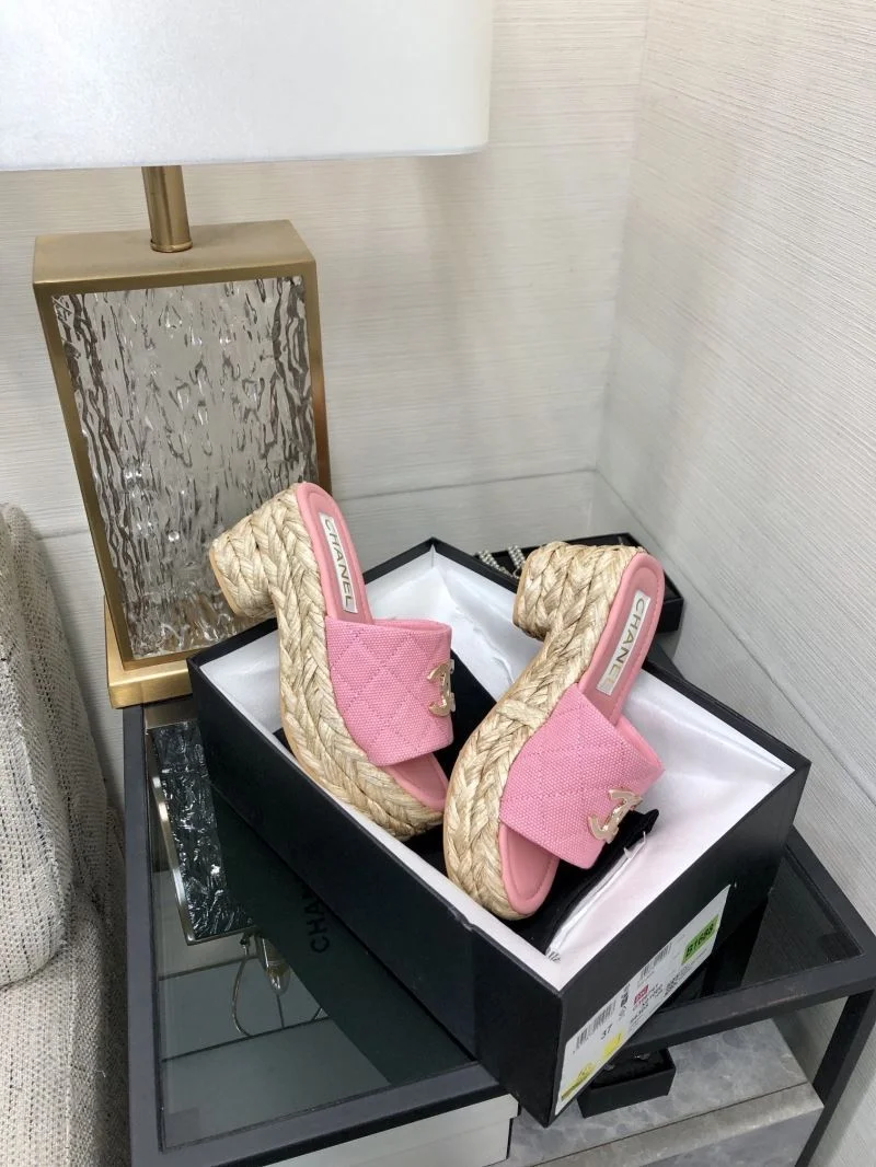 Youthful Chanel Slippers 17562