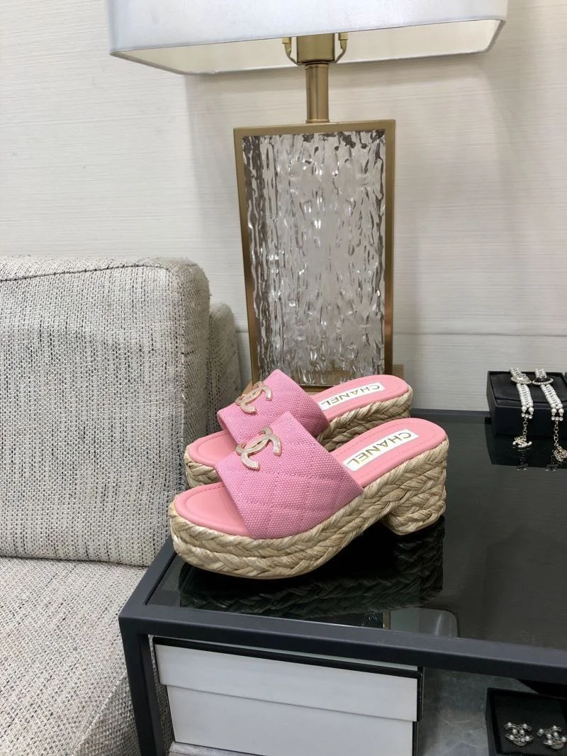 Youthful Chanel Slippers 17562