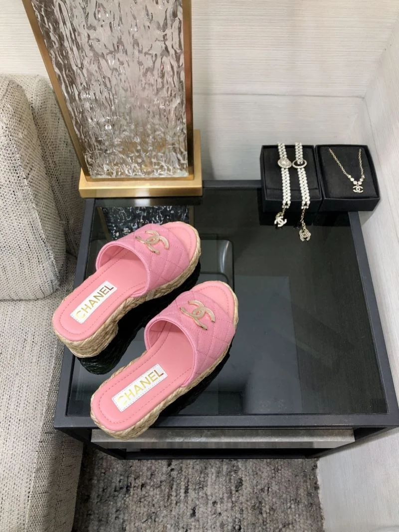 Youthful Chanel Slippers 17562