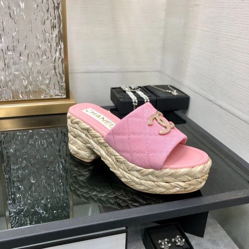 Youthful Chanel Slippers 17562