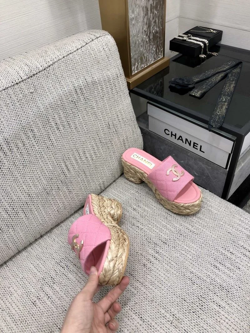 Youthful Chanel Slippers 17562