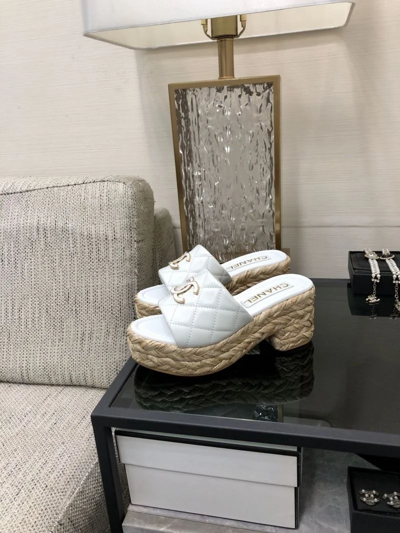 FashionForward Chanel Slippers 17553