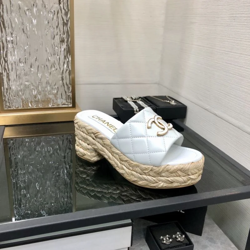 FashionForward Chanel Slippers 17553