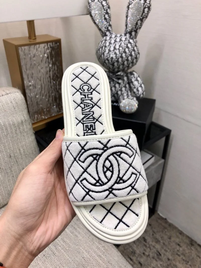 FlexibleFit Chanel Slippers 17542