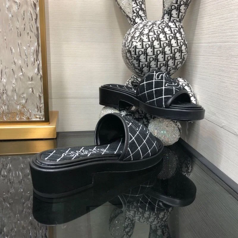 Chanel Slippers DailyWear 17541