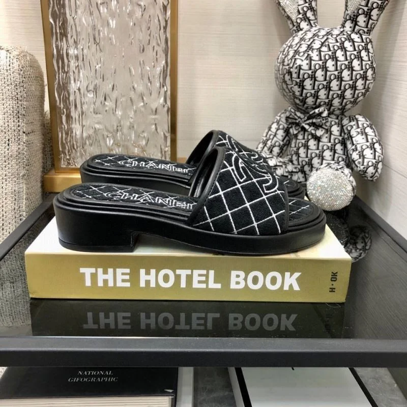 Chanel Slippers DailyWear 17541