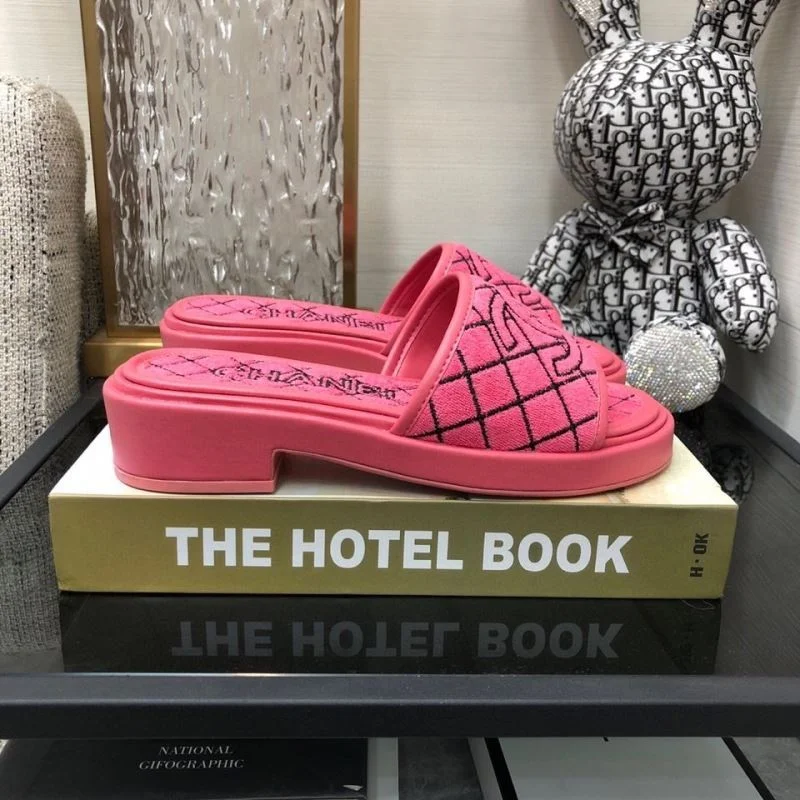 SunProtective Chanel Slippers 17549