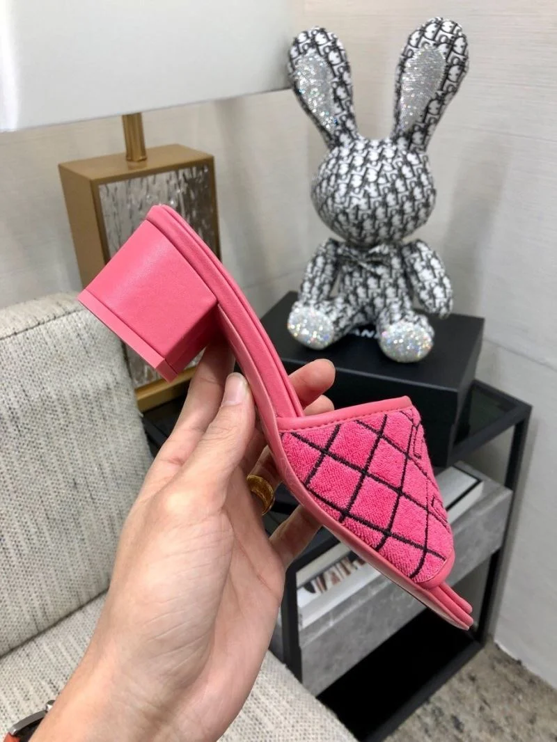 Resilient Chanel Slippers 17556