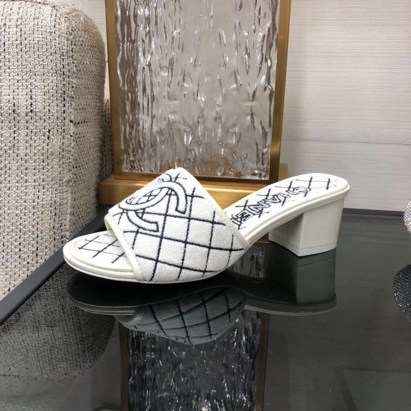 Chanel Slippers FashionForward 17547