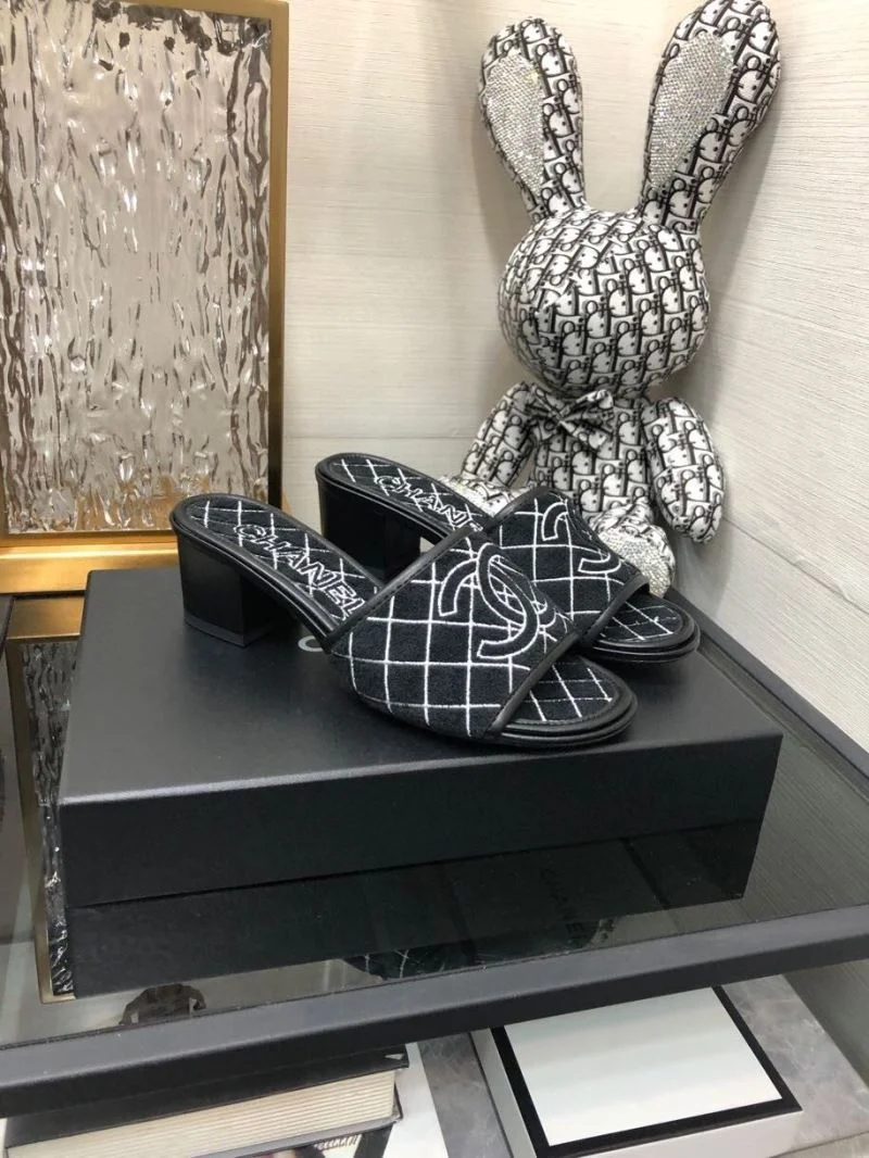 Comfortable Chanel Slippers 17552